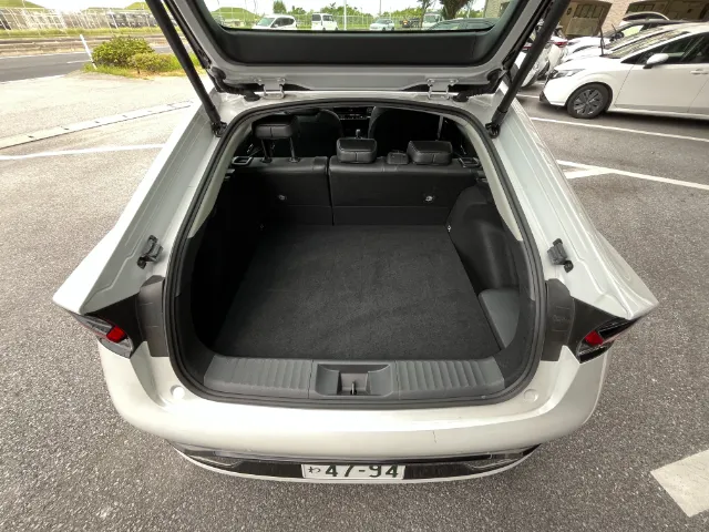 ミドル（プリウス 他）プランNo.11207 | ニコニコレンタカー関西空港りんくうタウン駅前店 | 参考写真4