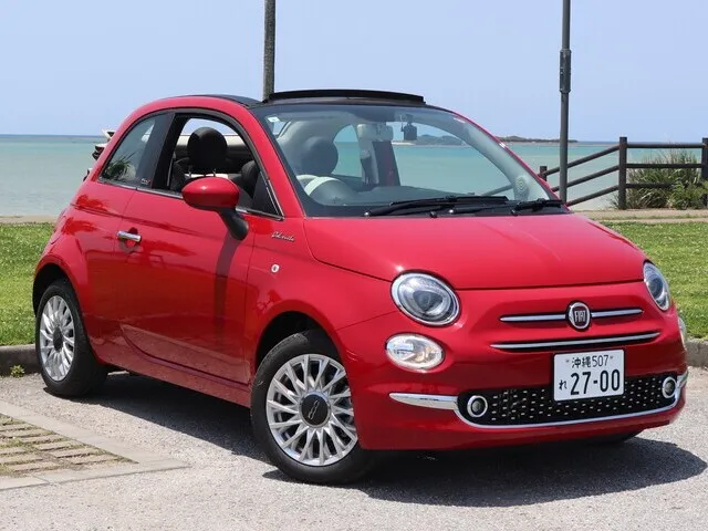 外車(輸入車)・高級車（FIAT 500C TwinAir DOLCEVITA 確約）プランNo.11598 | ユニバースレンタカー | 参考写真2