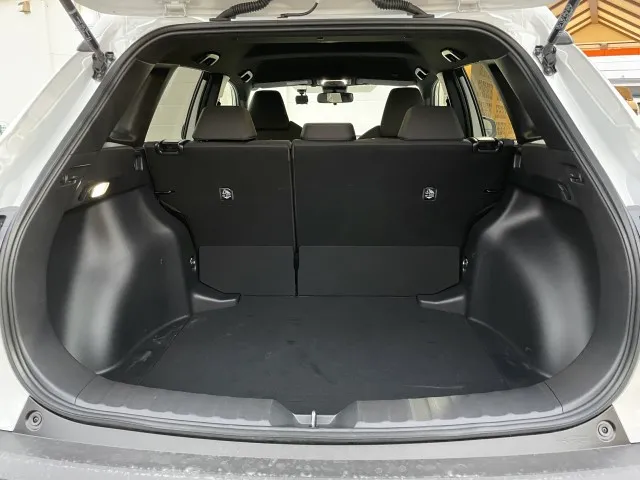 SUV（カローラクロス 確約）プランNo.11596 | ユニバースレンタカー | 参考写真4