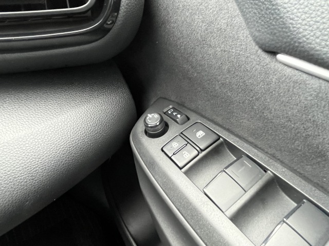 SUV（ヤリスクロス 確約）プランNo.11216 | Jネットレンタカー沖縄 | 参考写真12