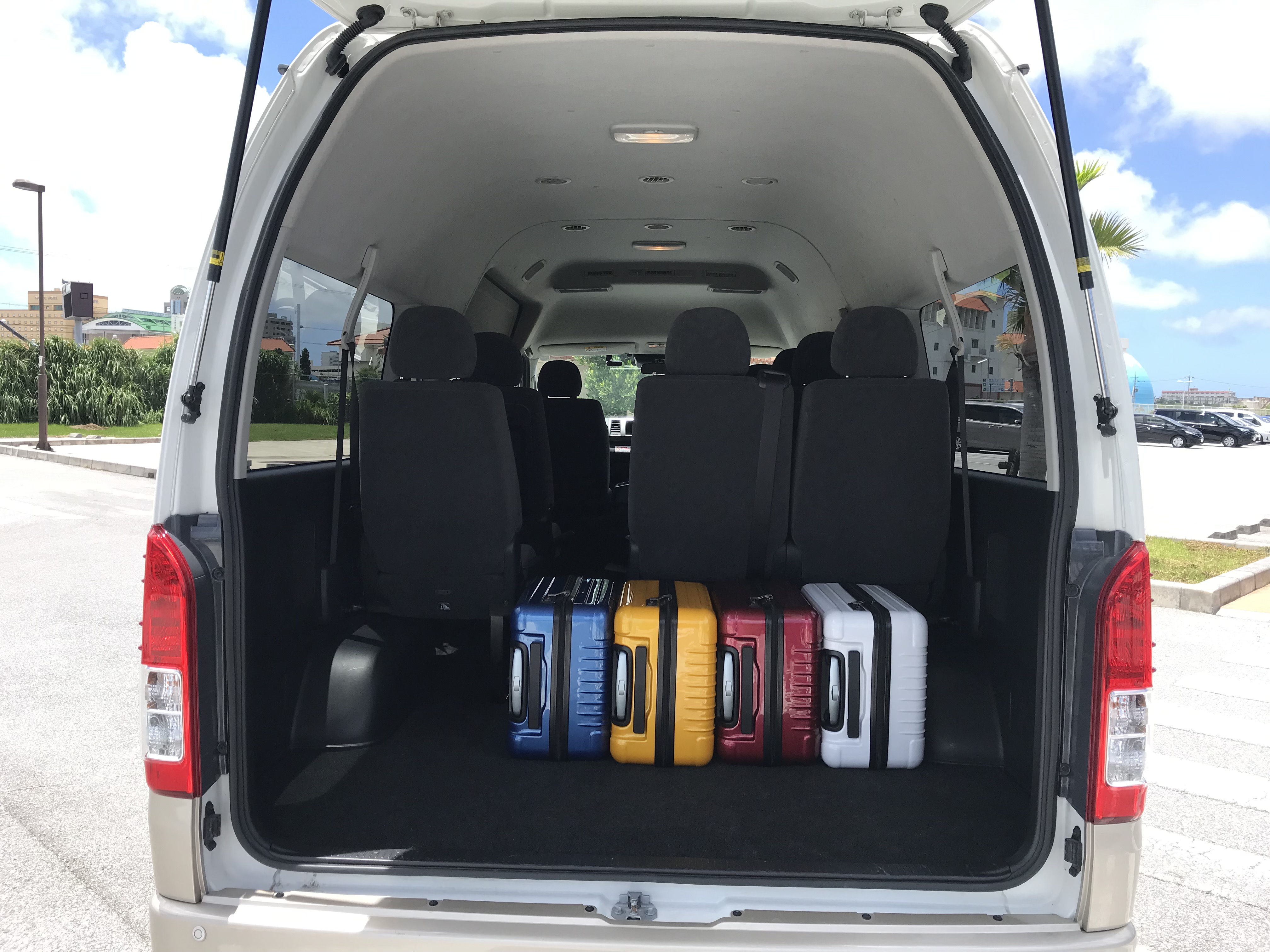 ワゴン（9～10名乗り）（ハイエース グランドキャビン 他）プランNo.12805 | ニッポンレンタカー大鳥居駅前 | 参考写真4