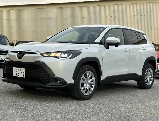 SUV（カローラクロス 確約）プランNo.11596 | ユニバースレンタカー | 参考写真1