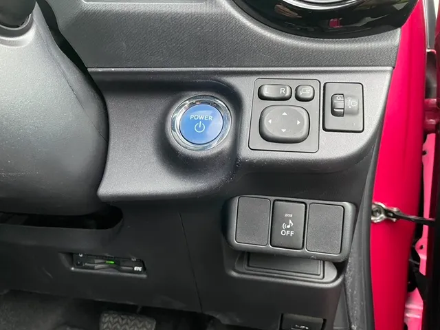 Compact（TOYOTA AQUA/NISSAN NOTE e-POWER/HONDA FIT HYBRID 同等級） (plan : 11096) | Cococar Rental | 参考写真5