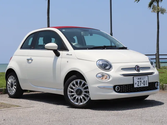 外車(輸入車)・高級車（FIAT 500C TwinAir DOLCEVITA 確約）プランNo.11598 | ユニバースレンタカー | 参考写真12