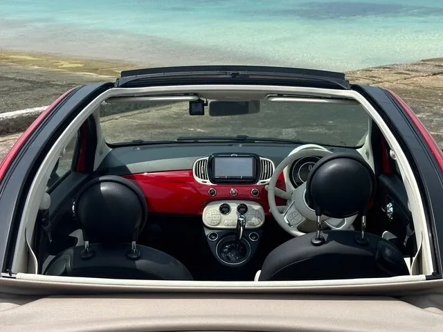 外車(輸入車)・高級車（FIAT 500C TwinAir DOLCEVITA 確約）プランNo.11598 | ユニバースレンタカー | 参考写真8