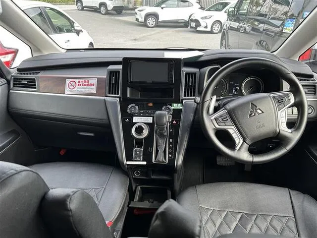 ワゴン（7～8名乗り）（デリカD:5 他）プランNo.13392 | カヌチャレンタカー空港前営業所 | 参考写真4