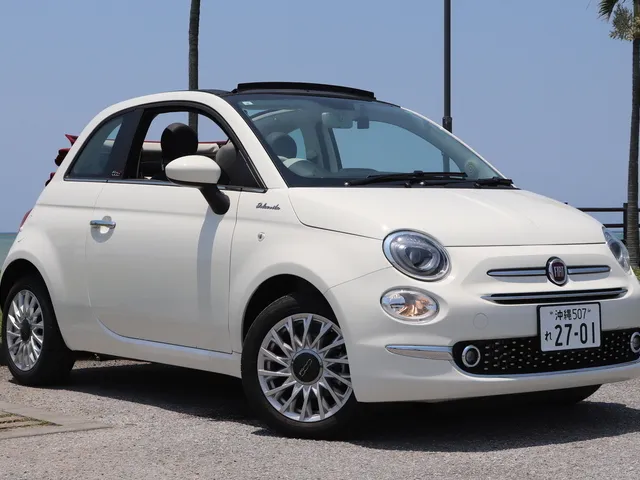 外車(輸入車)・高級車（FIAT 500C TwinAir DOLCEVITA 確約）プランNo.11598 | ユニバースレンタカー | 参考写真13