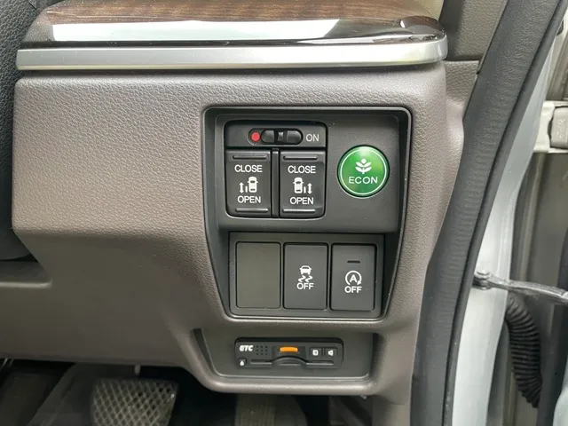 Minivan（TOYOTA  pliusα/ODYSSEY 同等級） (plan : 11096) | Cococar Rental | 参考写真6