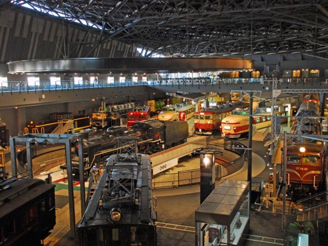 鉄道博物館