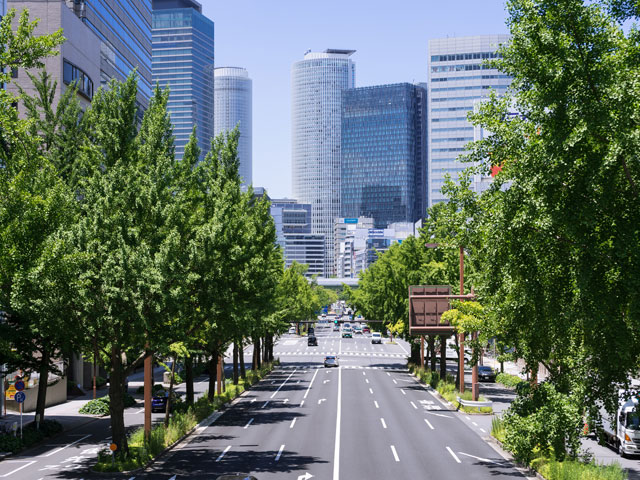 丸の内駅近くの観光情報