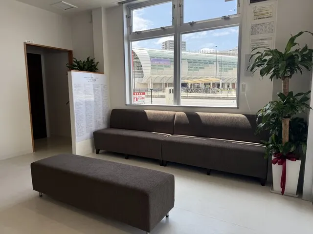 てだこ浦西駅前店の店舗画像