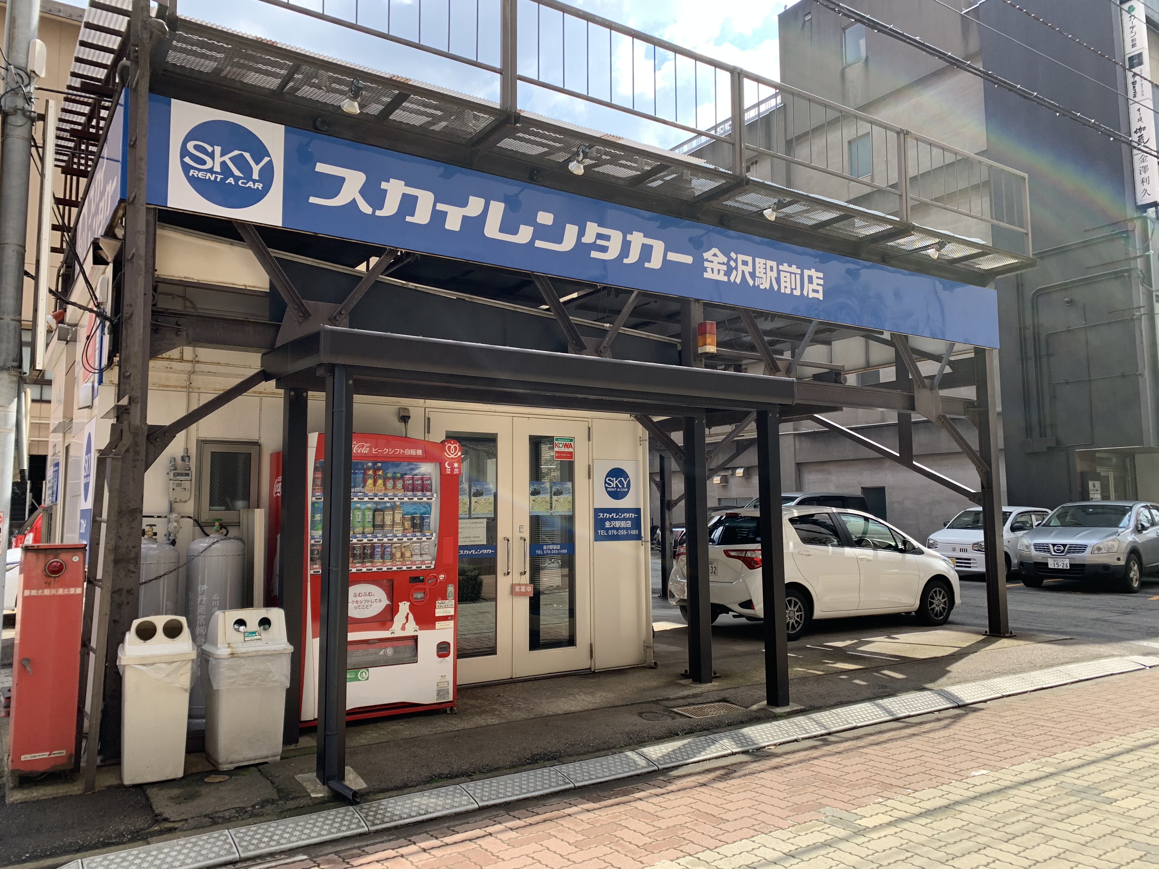 金沢駅前店